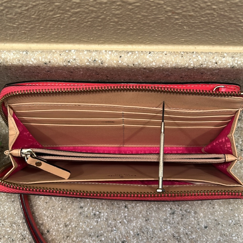 ❤️FINAL PRICE Kate Spade Layton Wellesley Neon Pink Leather Wristlet WLRU1779 - Picture 6 of 14